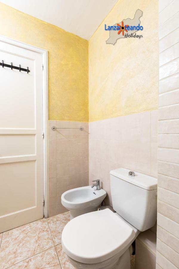 Vivienda Vacacional Sunny - Duplex Apartment 2Beds 2 Baths Costa Teguise Eksteriør billede